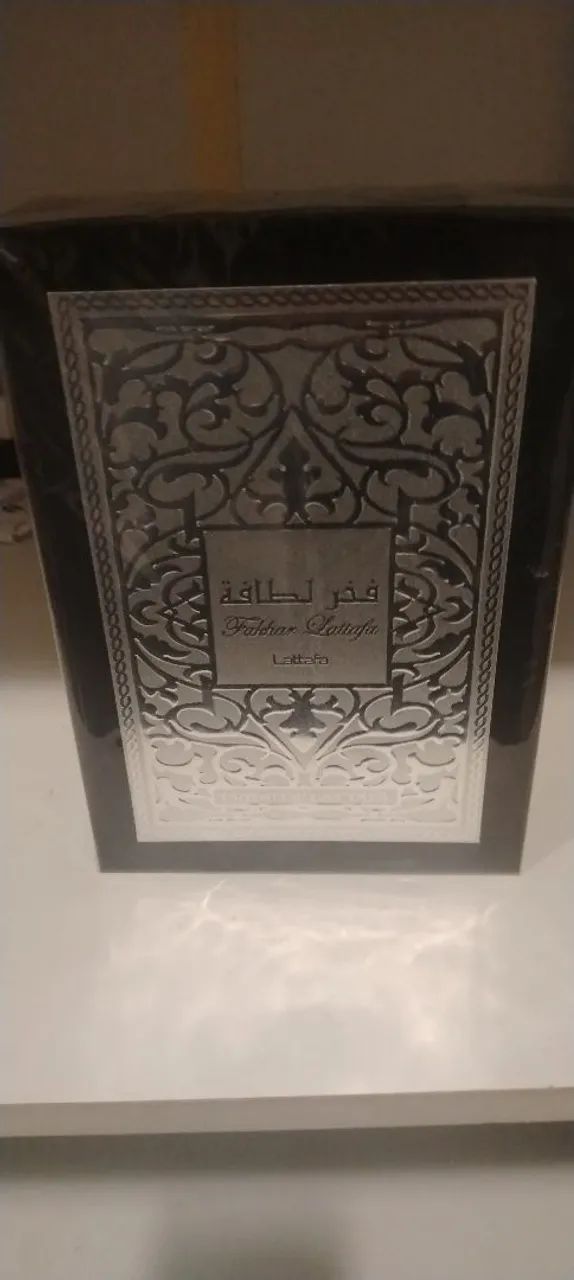 Perfume Lattafa Fakhar Black 100ml - Original e Lacrado - Foto 2
