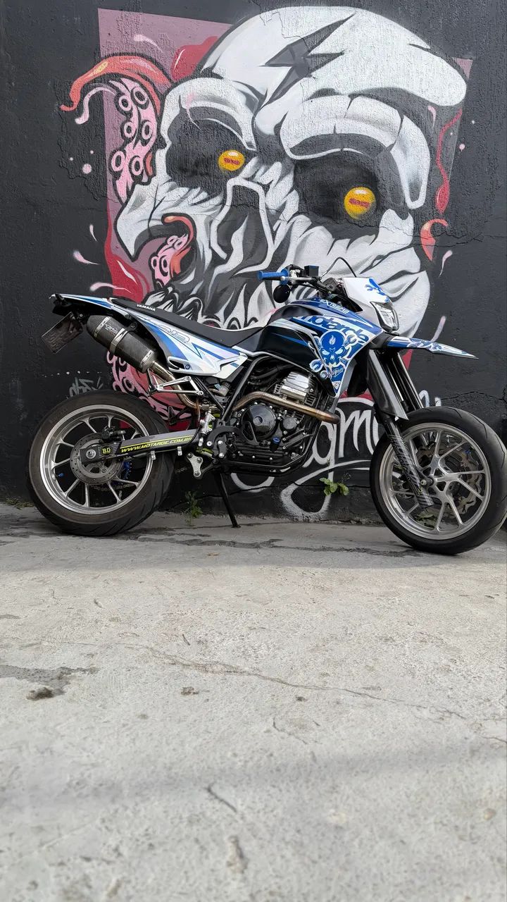 Lander 250 Motard  - Foto 3