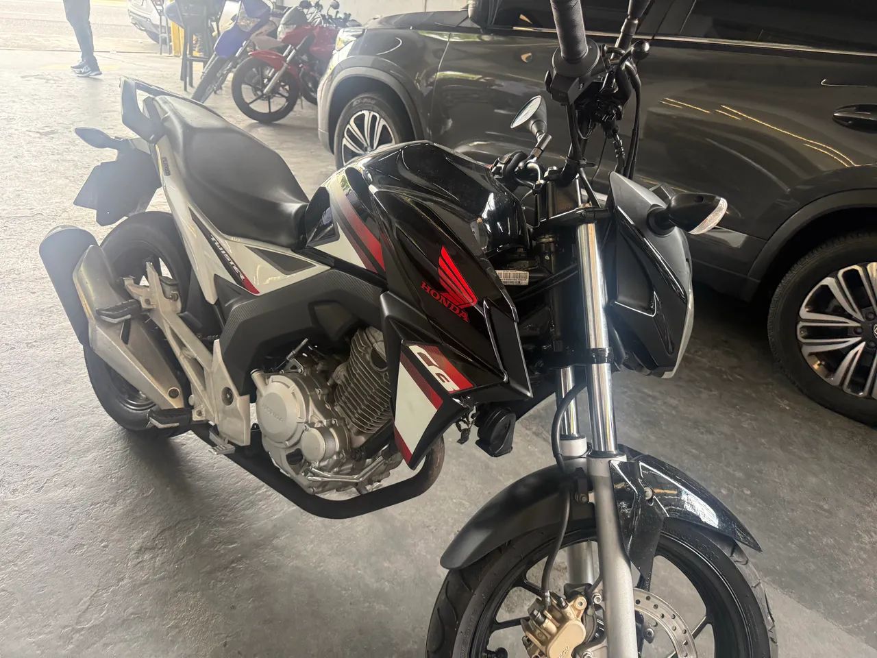 Cb 250cc 2017 impecável muito novinha