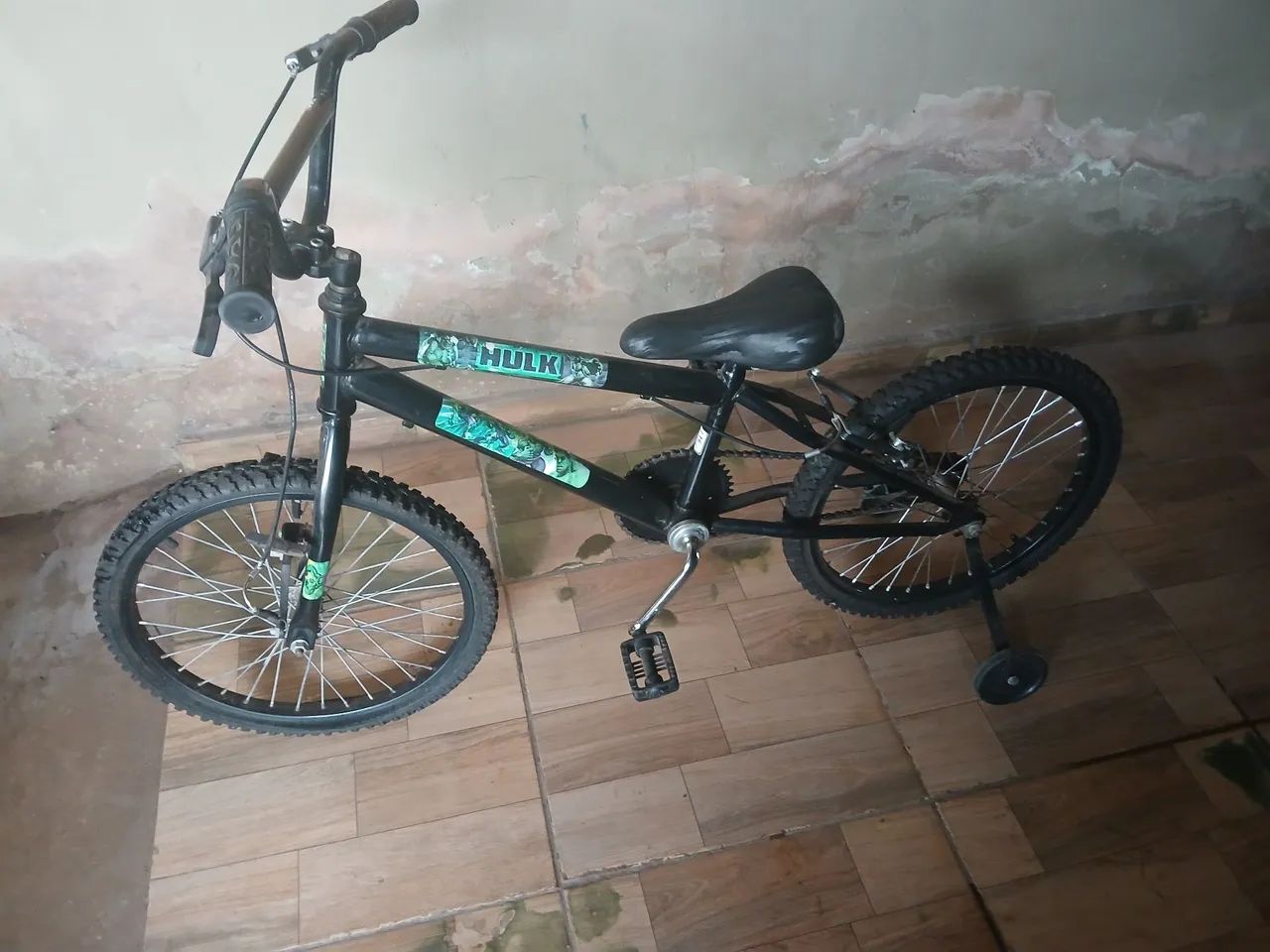 Bicicleta semi nova 