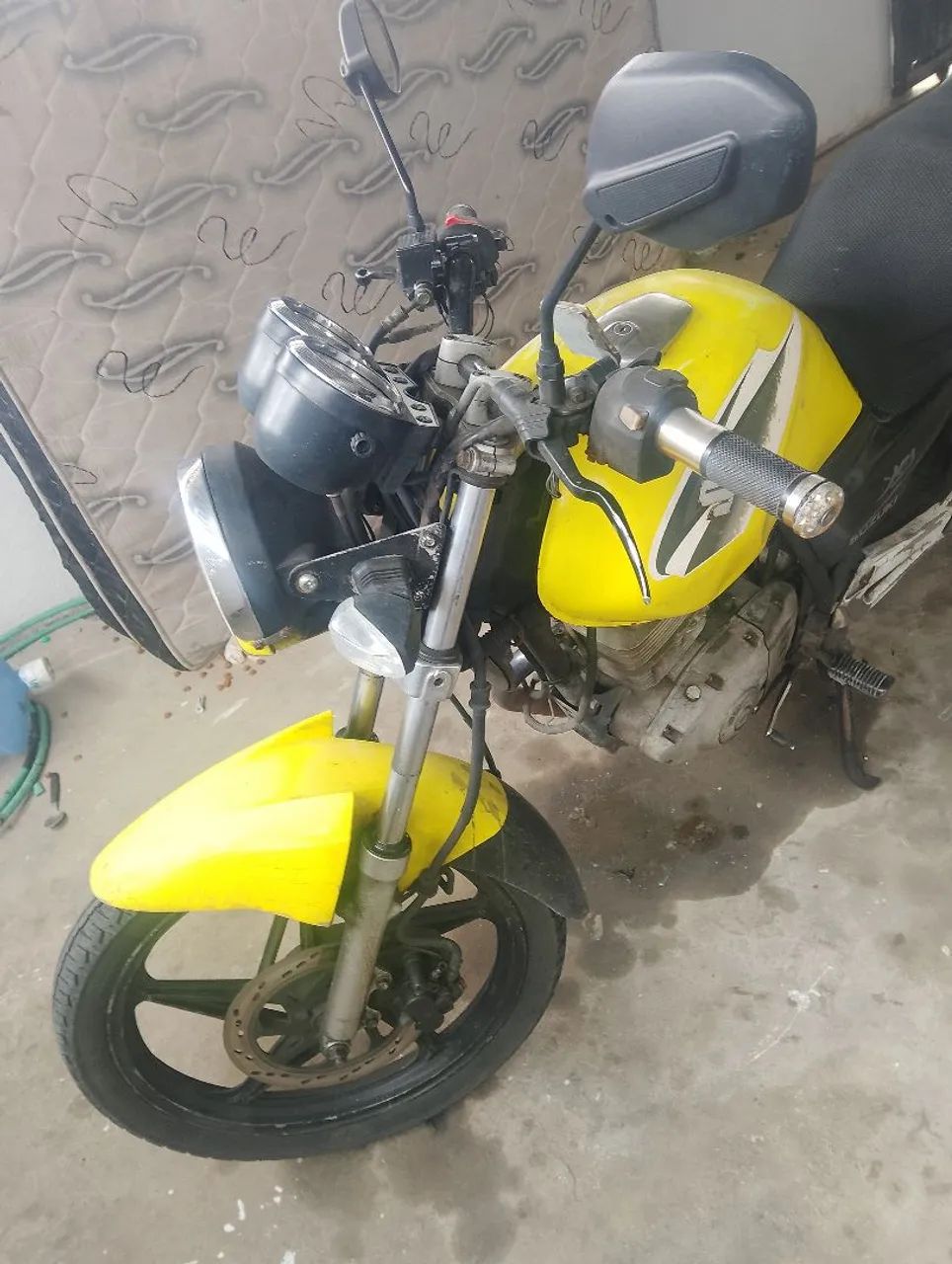 Moto Suzuki  - Foto 4