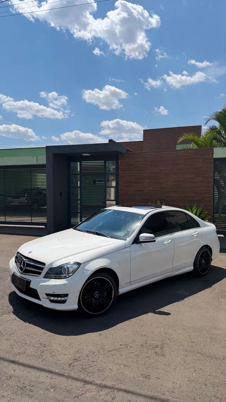 Mercedes-Benz C-200 CGI Sport 1.8 TB 16V 184cv Aut. 2014