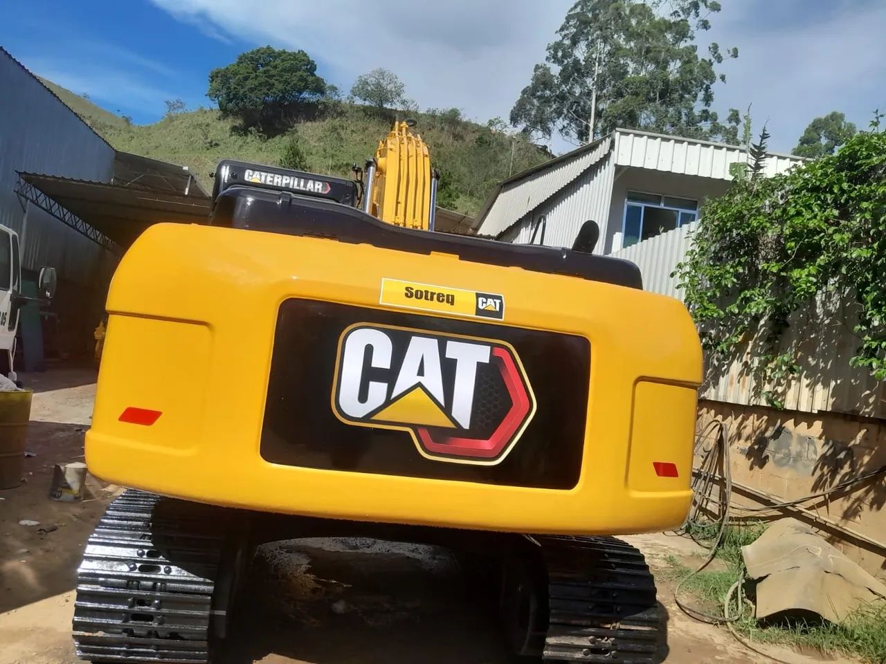 Escavadeira Caterpillar DL2 320  - Foto 5
