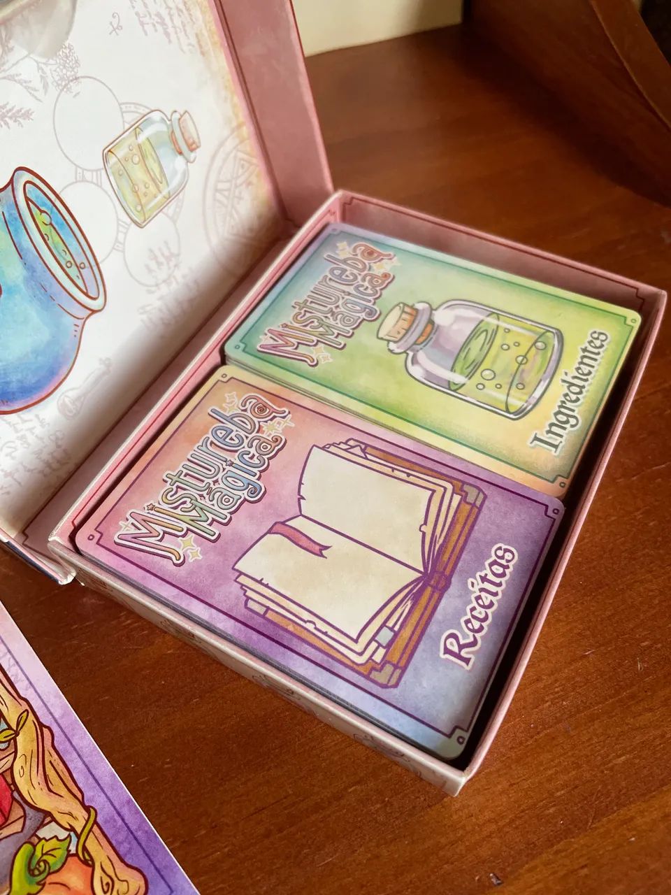 Jogo de Cartas - Mistureba Mágica - DEVIR - Foto 4