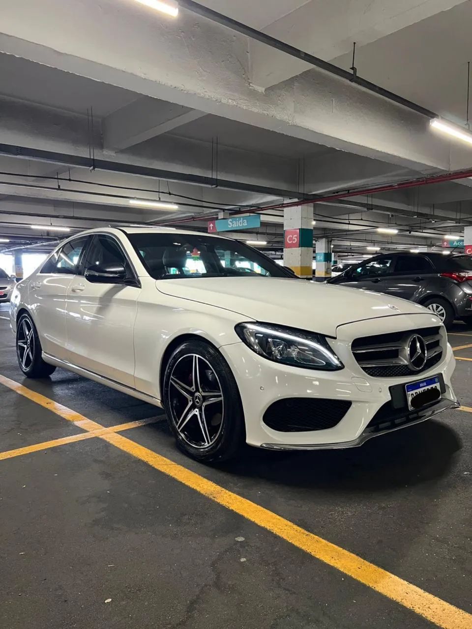 Mercedes-Benz C-200 2015