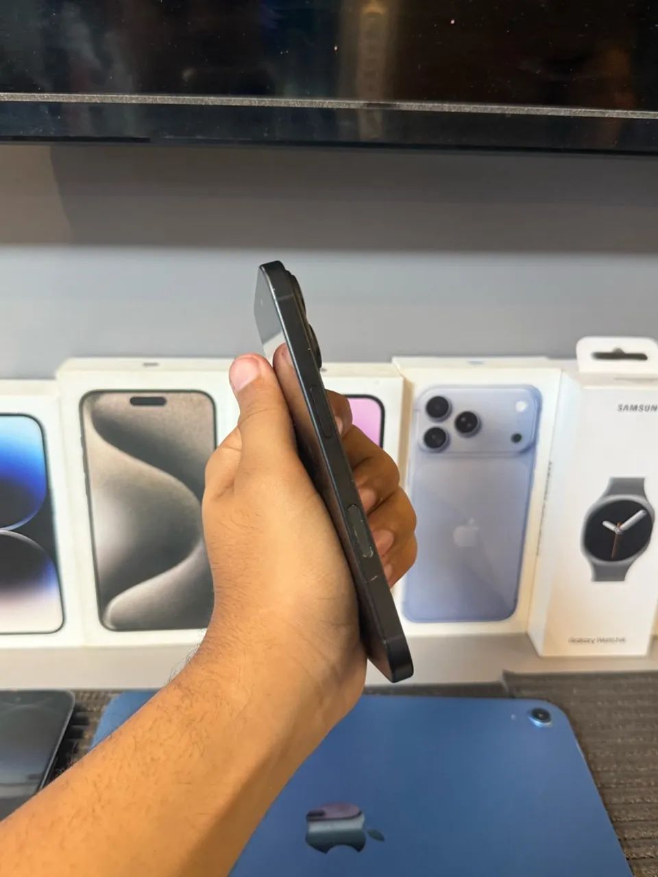 IPHONE 16 128 GB PRETO 92%  - Foto 5