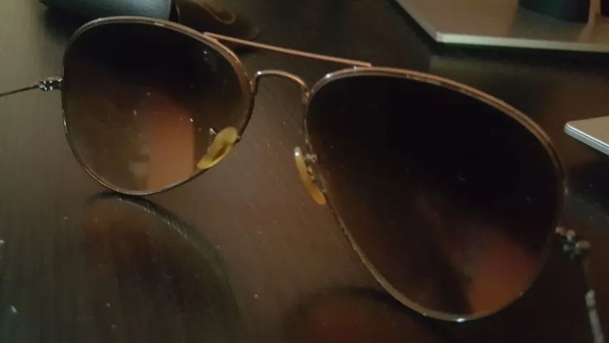 ray ban aviador marrom médio original no estojo - Foto 2