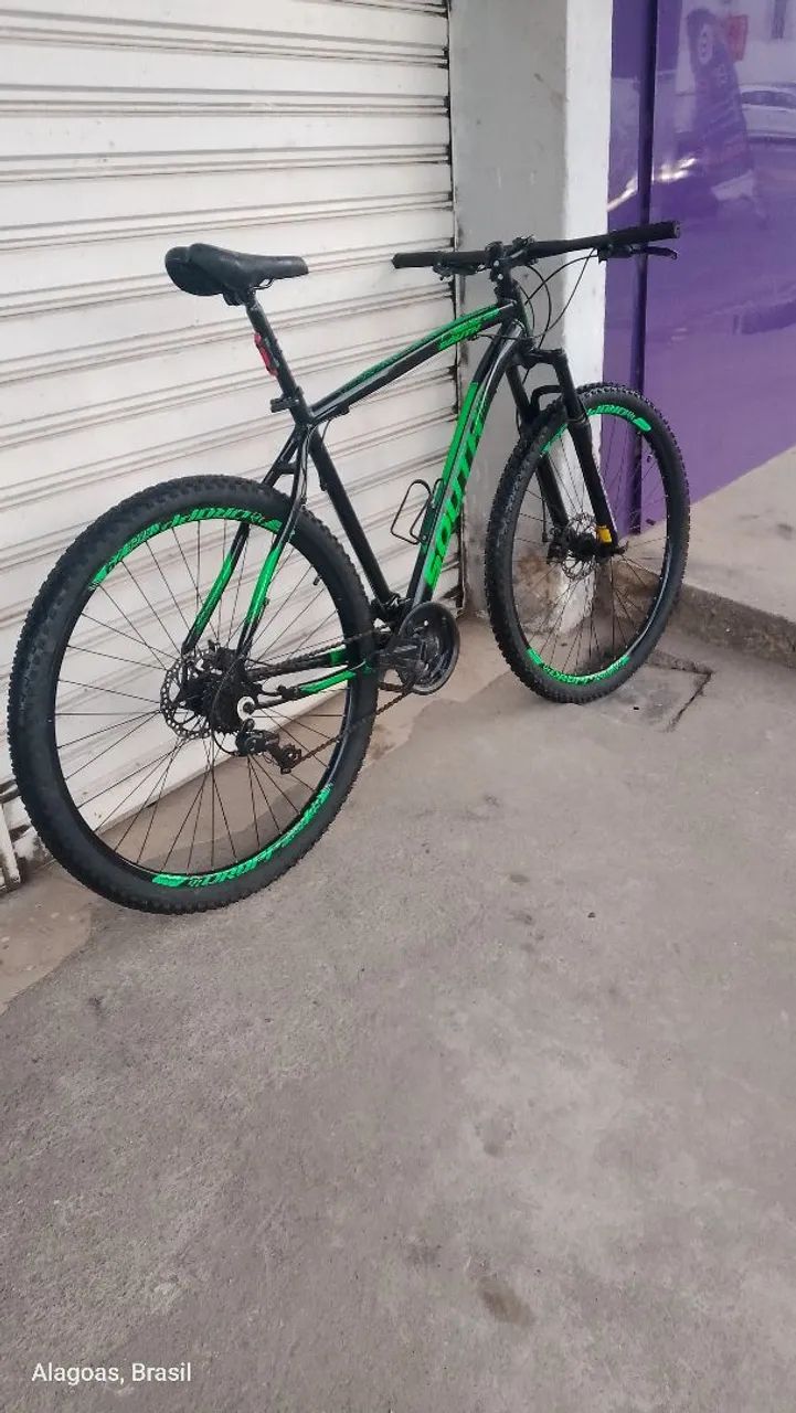 Bicicleta aro 29  quadro 21