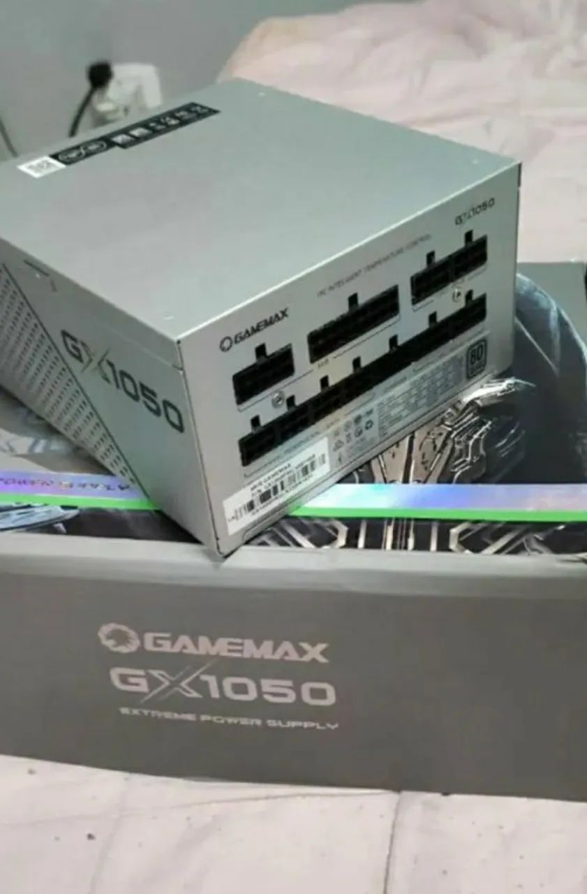 Fonte gamemax gx1050 pro  - Foto 4