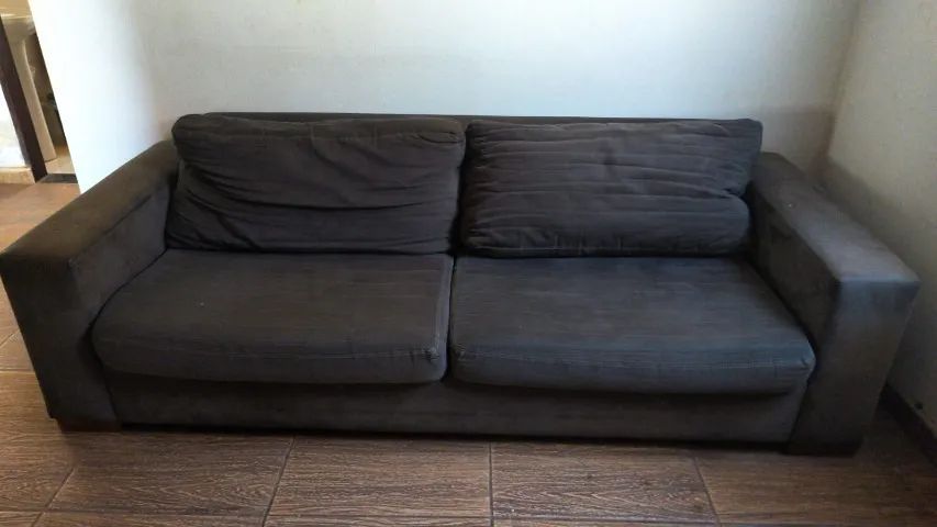 Sofá Cinza Escuro 3 Lugares 2,15m - Almofadas Removíveis e capas com Zíper - Foto 2