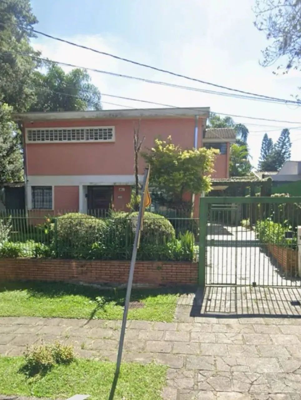 Casa com 4 Quarto(s) e 4 banheiro(s) para Alugar, 450 m² por R$ 8700 / Mês