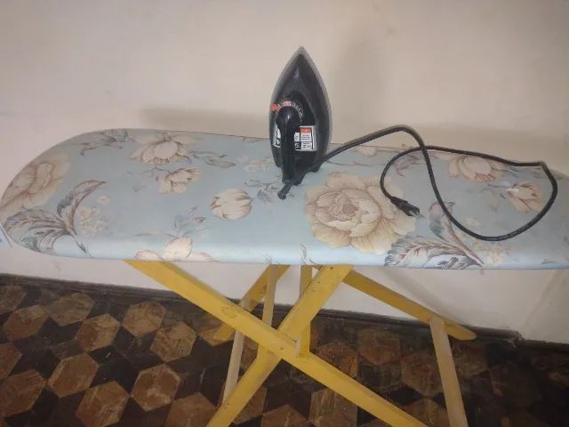 ferro Black dack e tábua de passar 