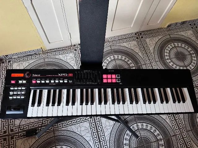 Teclado Sintetizador Roland Xps-10 - Foto 2
