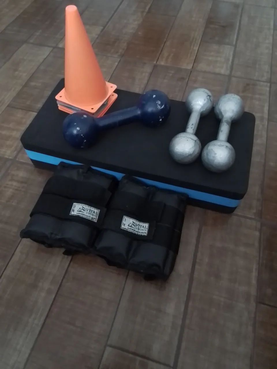 Kit de musculação e treino funcional 