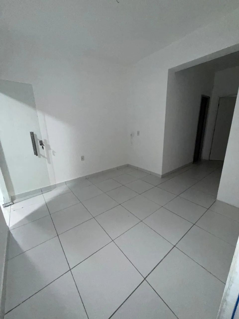 Sala comercial c/ 65 metros em Nova Parnamirim