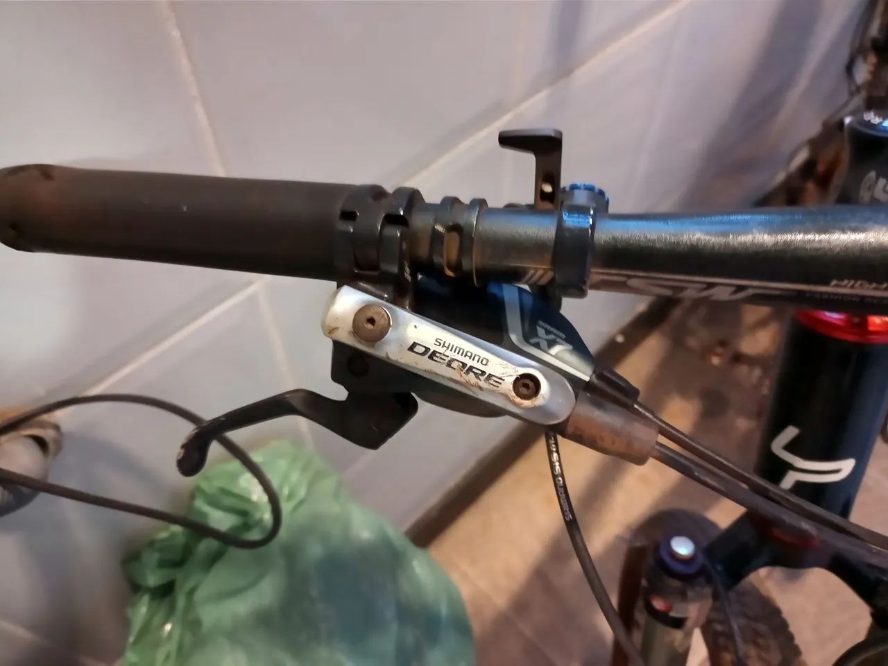 Bike carbono lá pierre - Foto 4