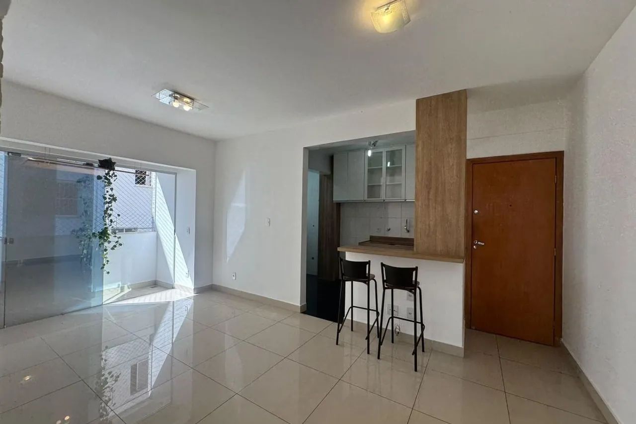 Apartamento à Venda - Barroca, 3 Quartos, 90 m2