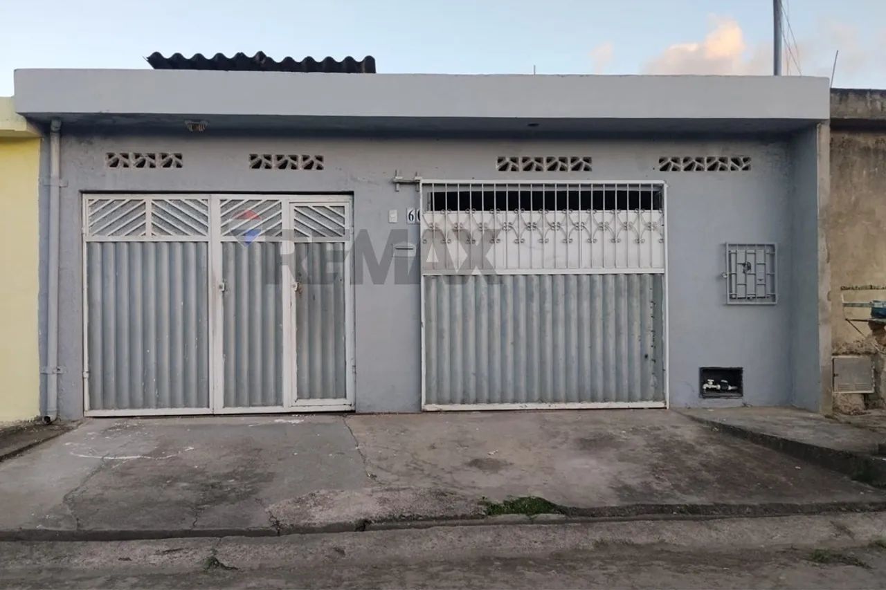 Casa com quartos e suíte no Santos Dumont