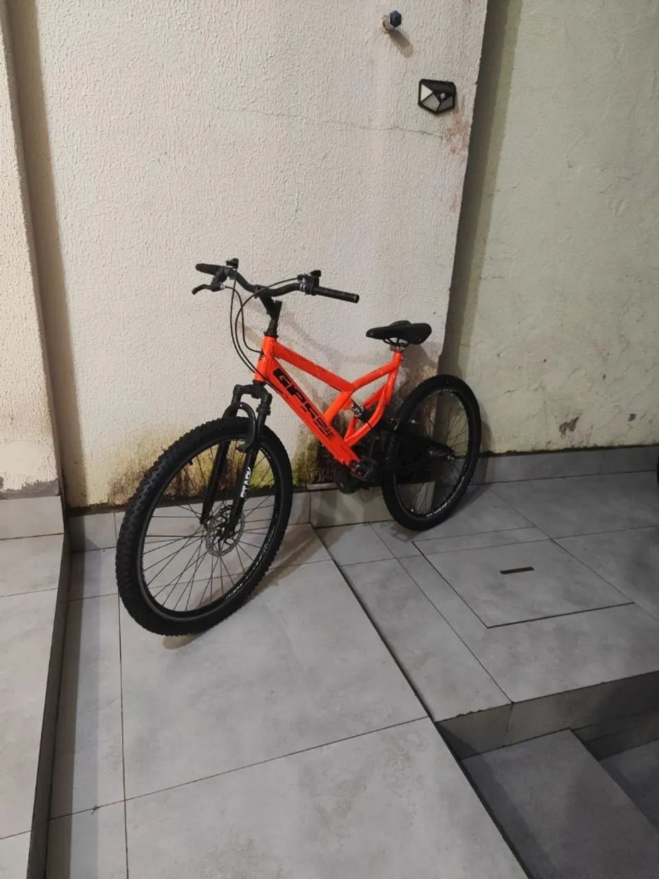 Vendo bicicleta aro 26  - Foto 5