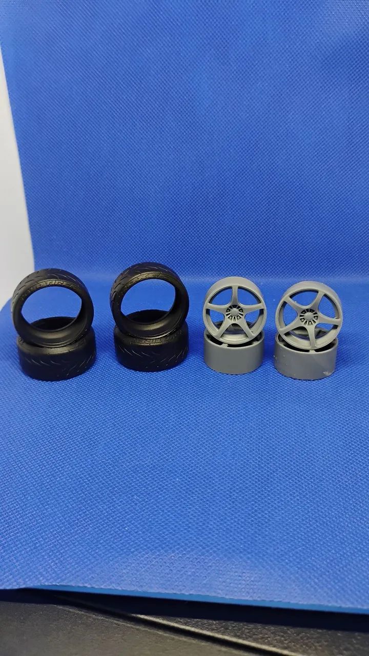 Rodas e pneus em resina 3d - Foto 5