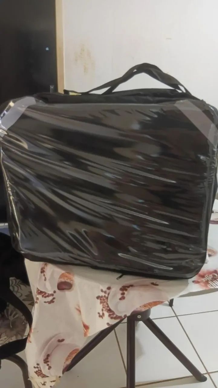 Vende - se mochila para entregas 