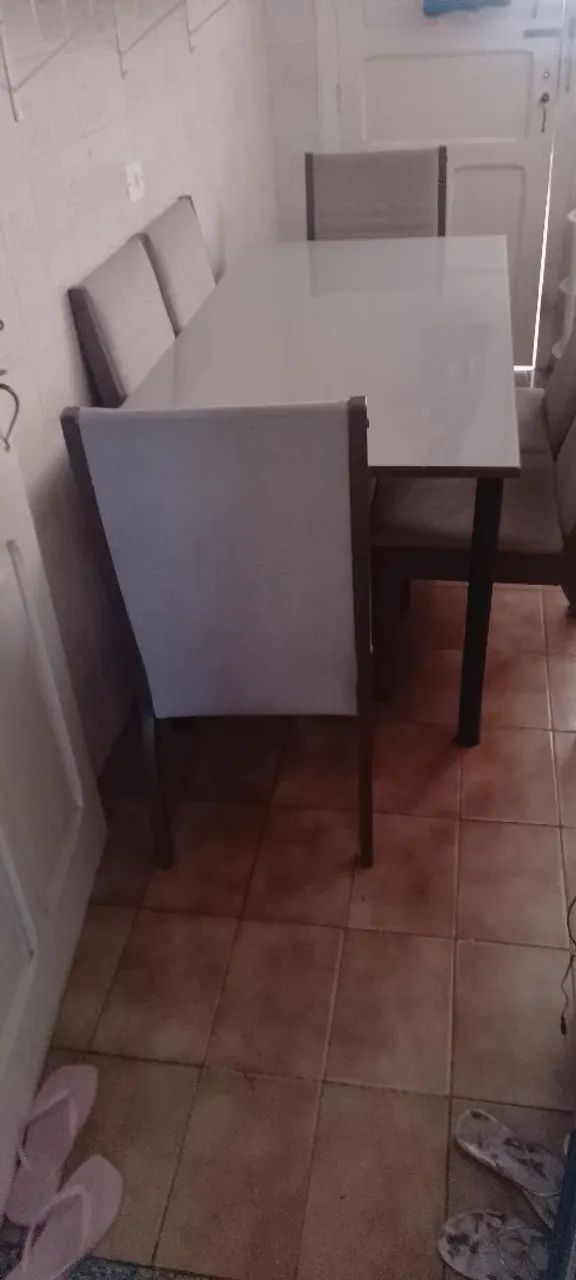 Mesa Madeira com tampo de Vidro 6 lugares  - Foto 4