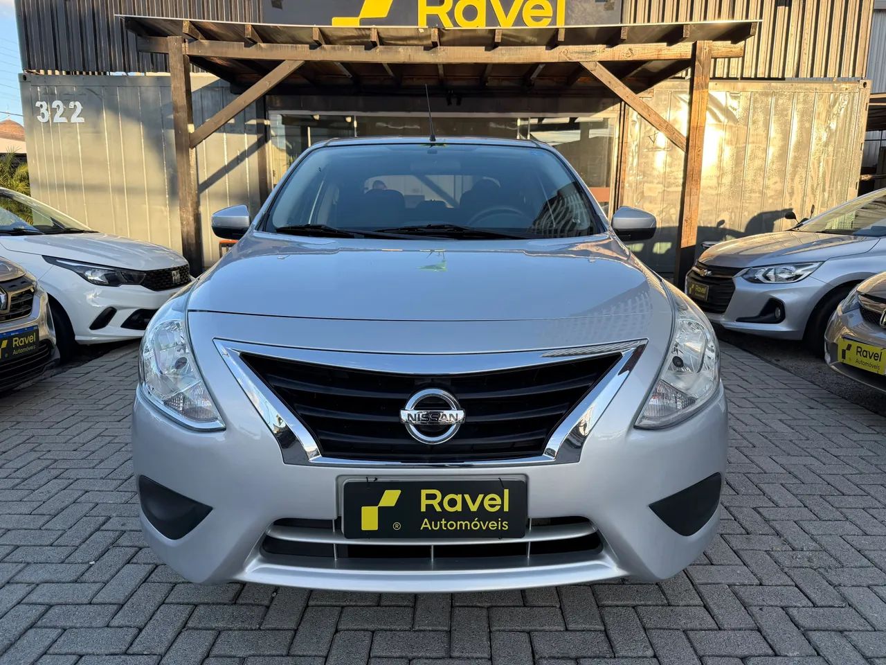 Nissan Versa 1.0 12V Flexstart 4P Mec. 2018 - Foto 3