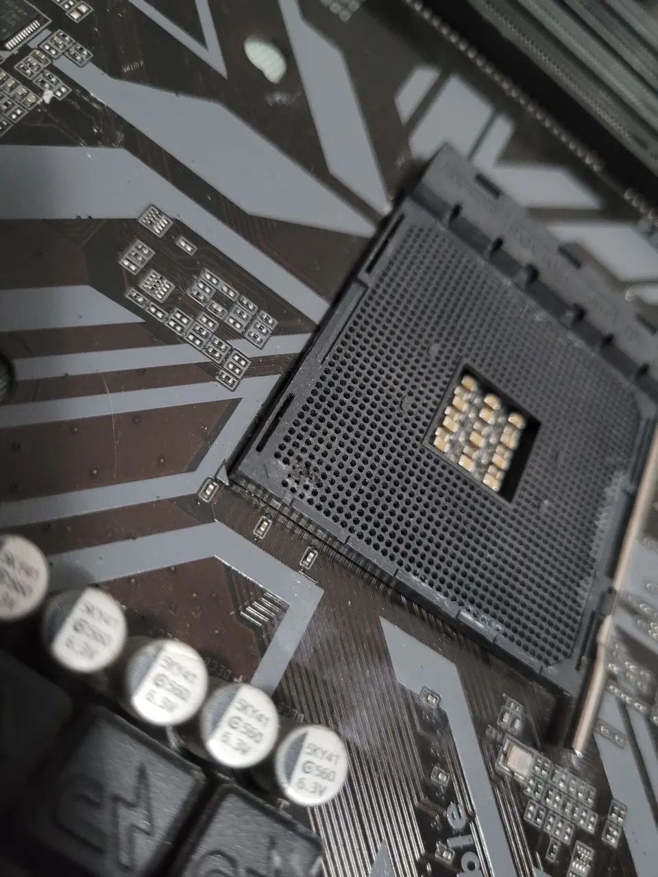 Placa mãe B450m Gigabyte AM4 Ddr4 usada - Foto 5