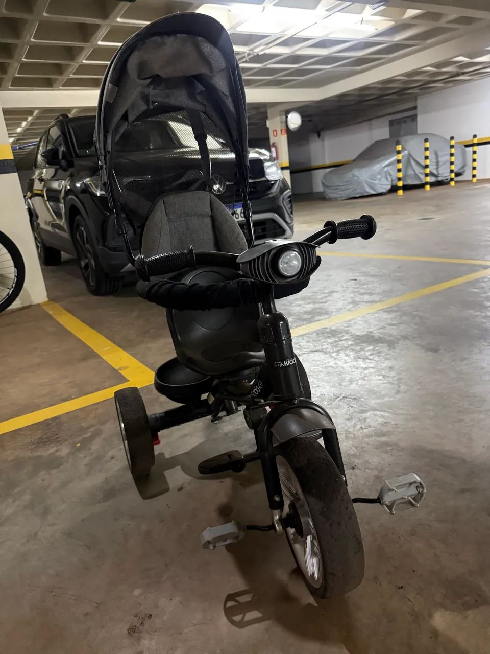 Triciclo giratório Kiddo  - Foto 4