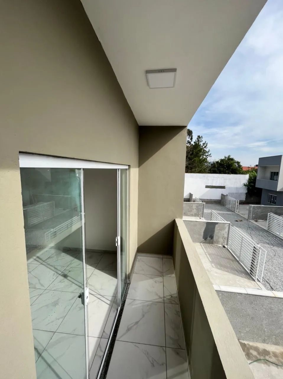Alugo Sobrado seminovo 3 suítes Canpeche - Foto 5