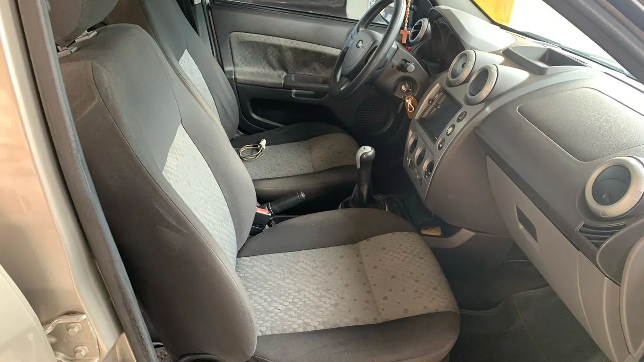 Ford Fiesta 1.6 8V Flex/class 1.6 8V Flex 5P 2012 - Foto 5