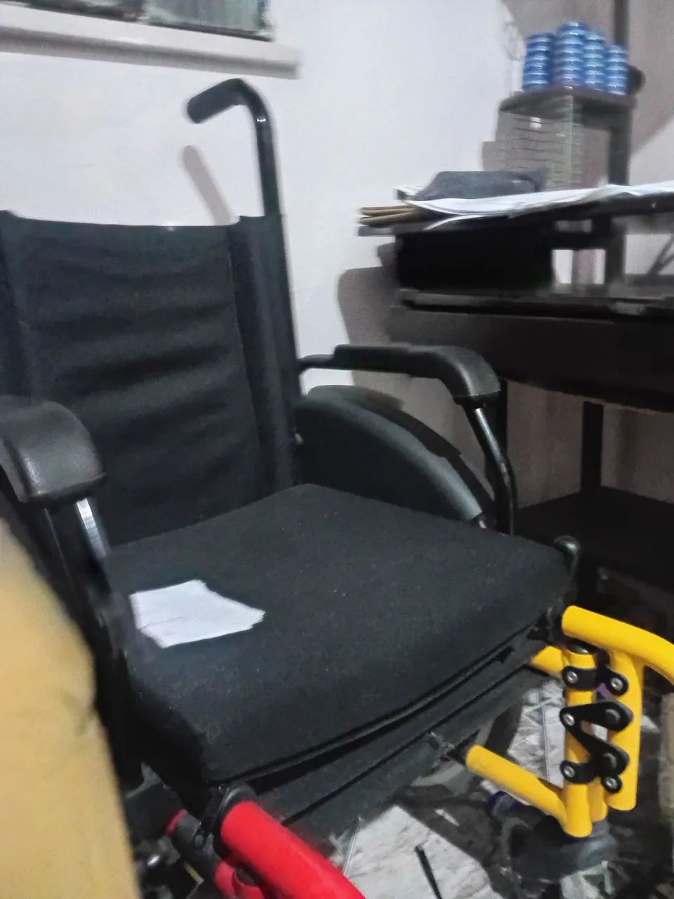 Cadeira de rodas - Foto 3
