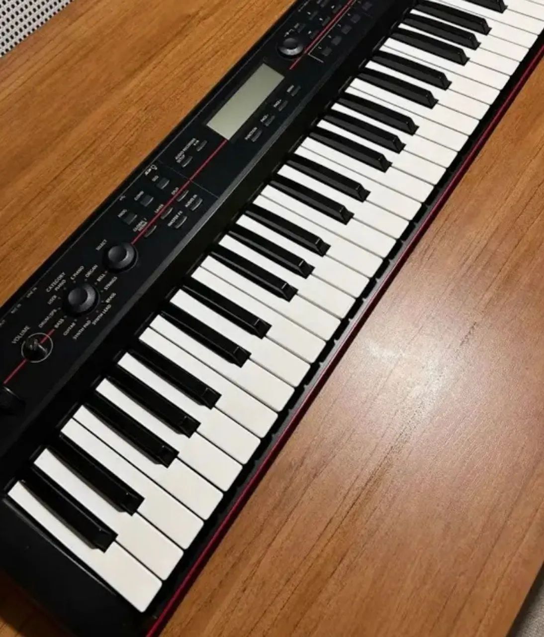 TECLADO KORG KROSS 