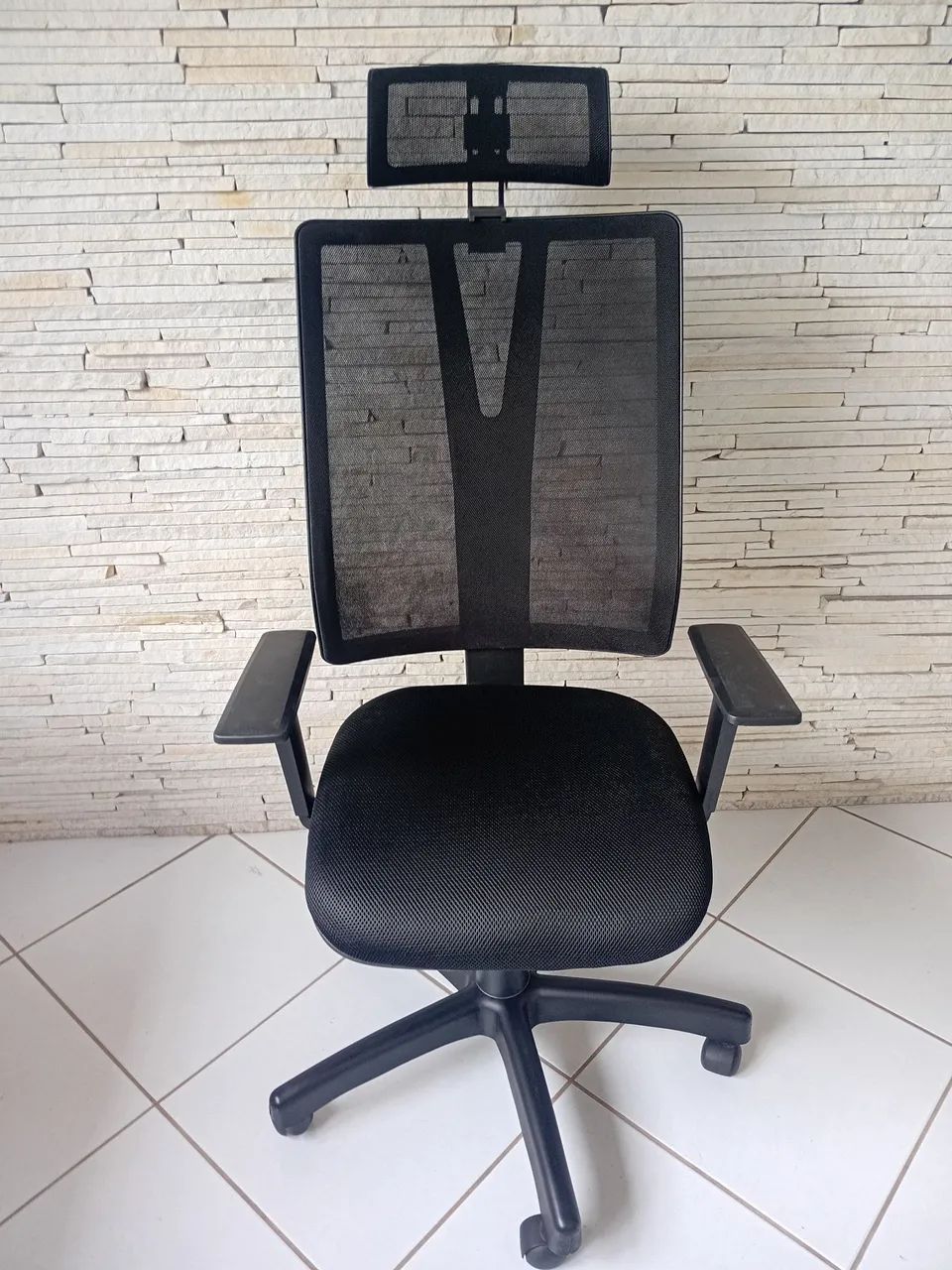 Cadeira Presidente Addit  - Foto 2