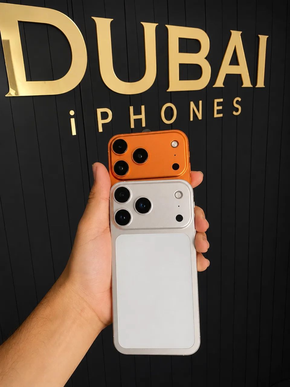 Iphone xr na carcaça do 17 pro 128gb - Celulares e Smartphones
