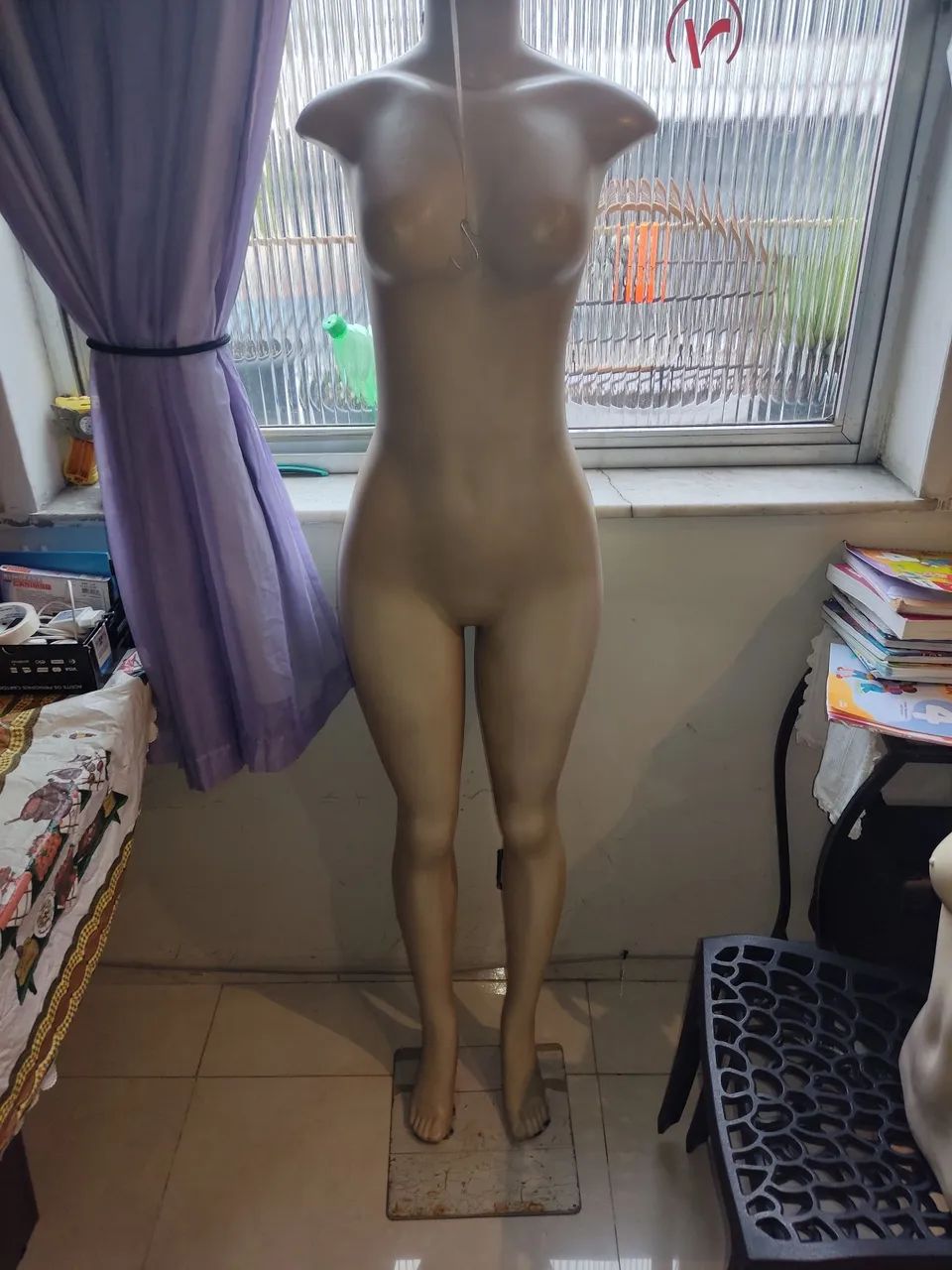 Manequins femininos  - Foto 5