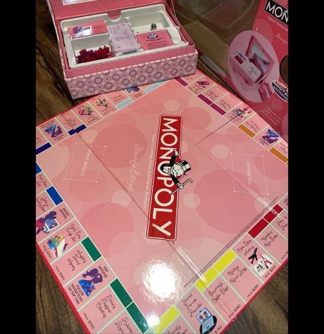 モノポリー　ブティック　Monopoly Pink Boutique jogo monopoly boutique está faltando algumas cartinhas