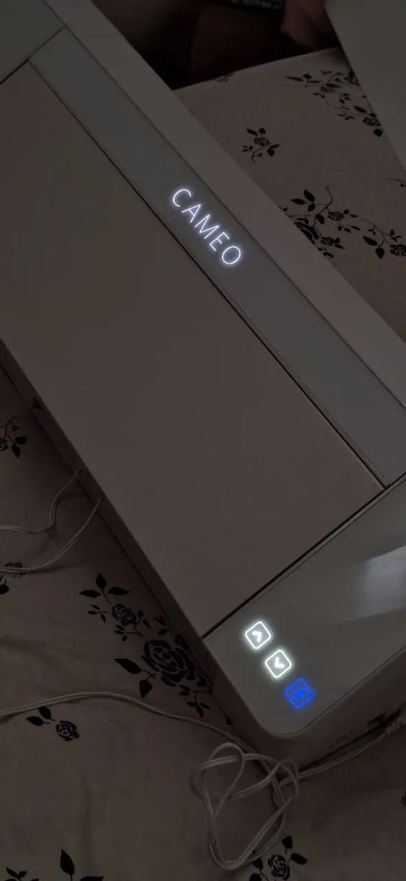 Cameo 4