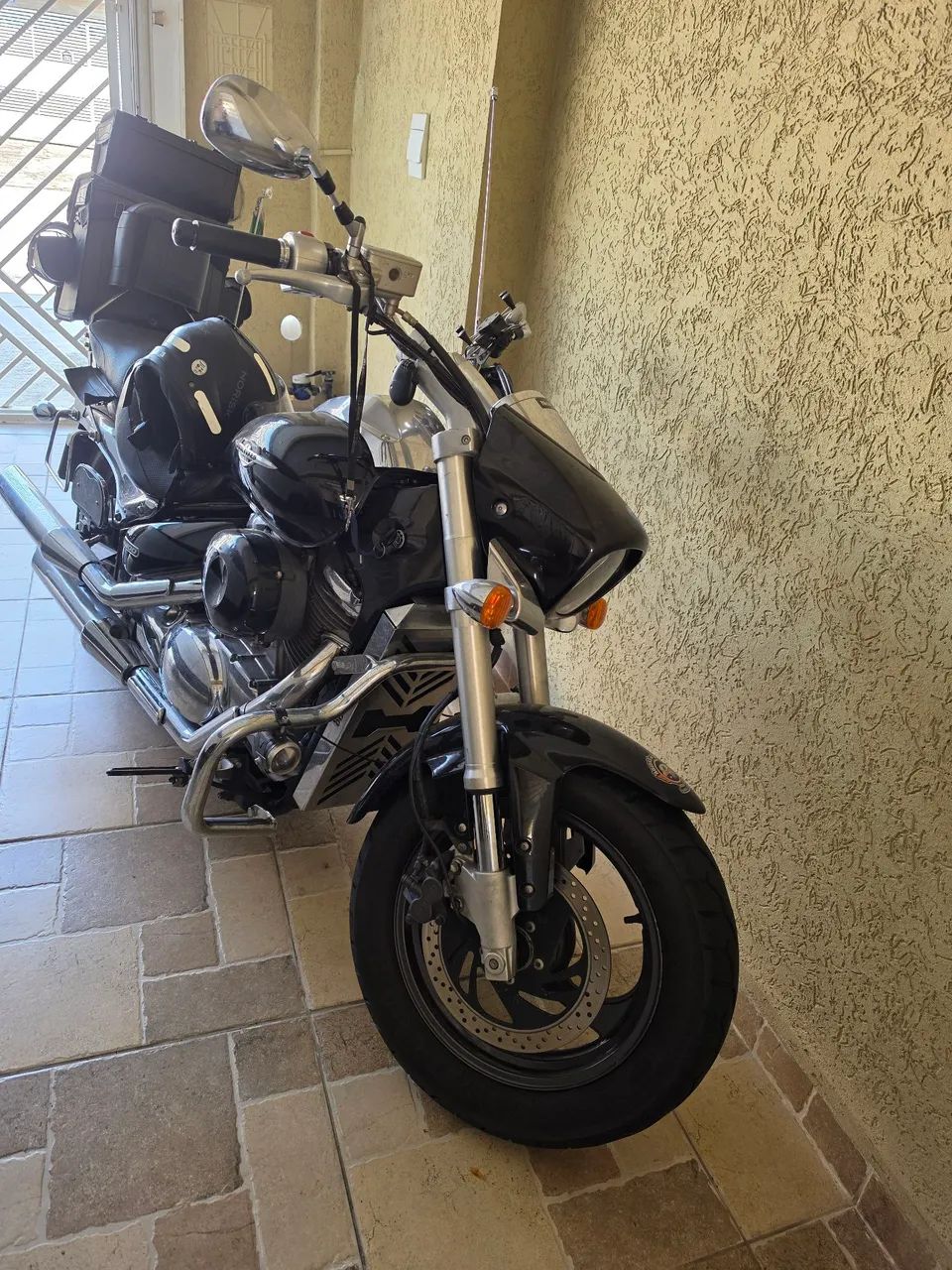 Suzuki   Boulevard M800 