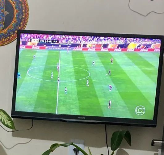 Tv 32 polegadas, marca Philips não é smart 