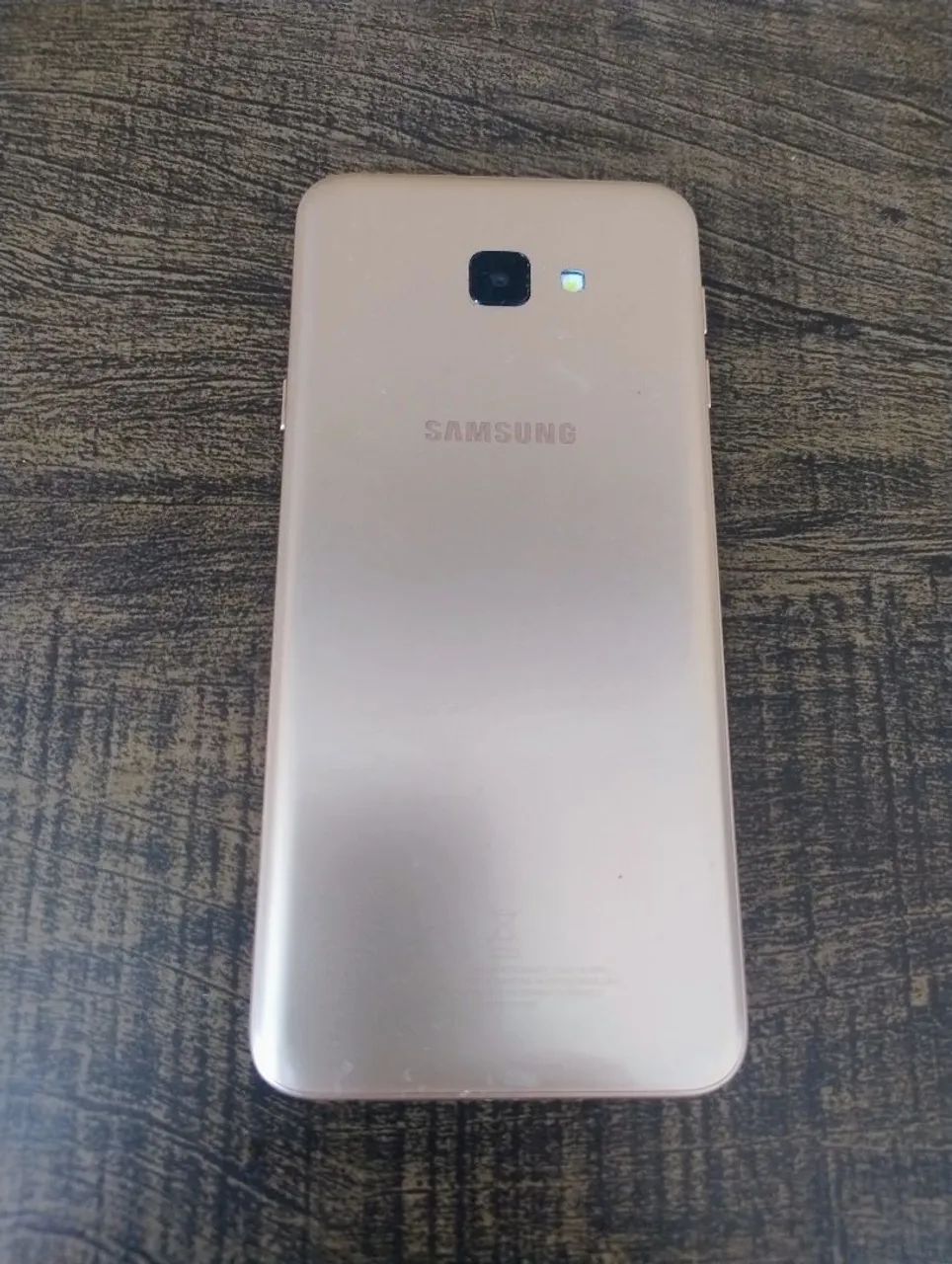 Samsung Galaxy J4  - Foto 3
