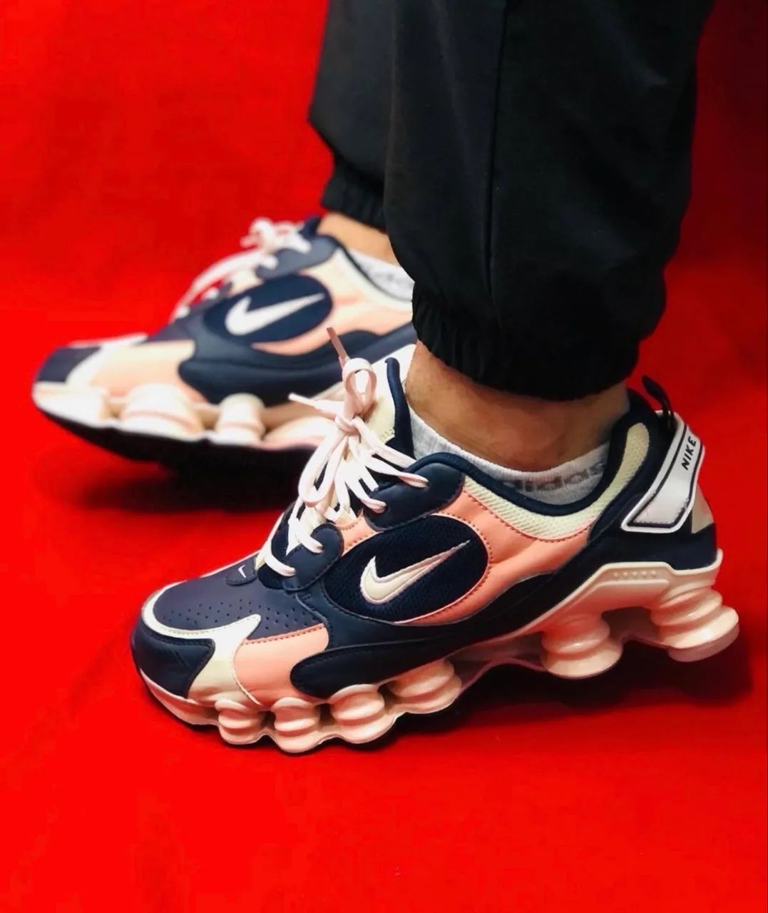 Tênis Nike 12 molas  - Foto 2