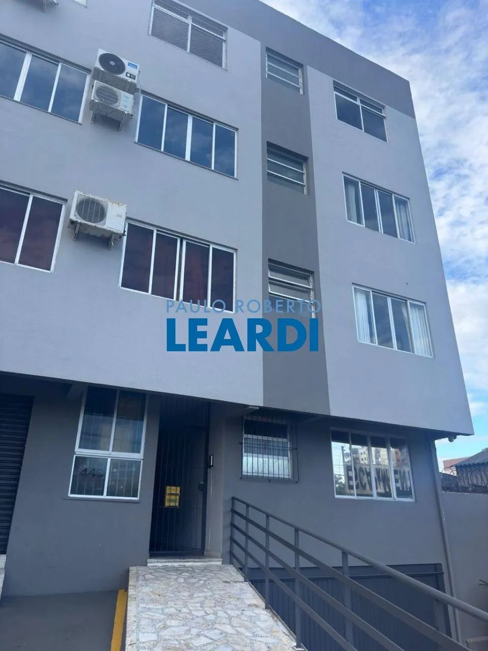 APARTAMENTO - ESTREITO - SC