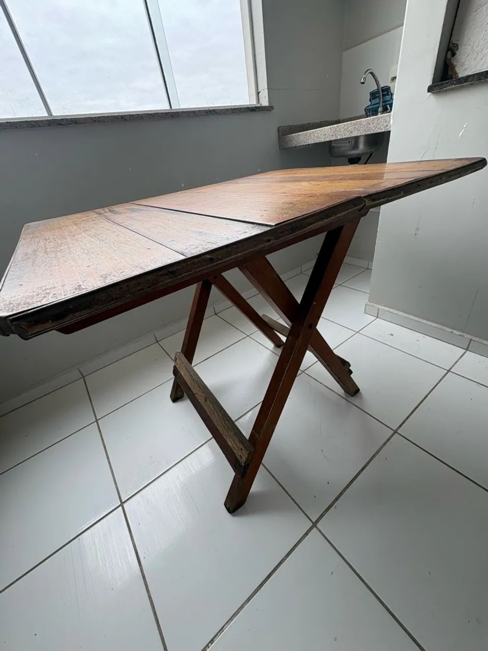 Mesa de madeira dobrável maciça - Foto 4