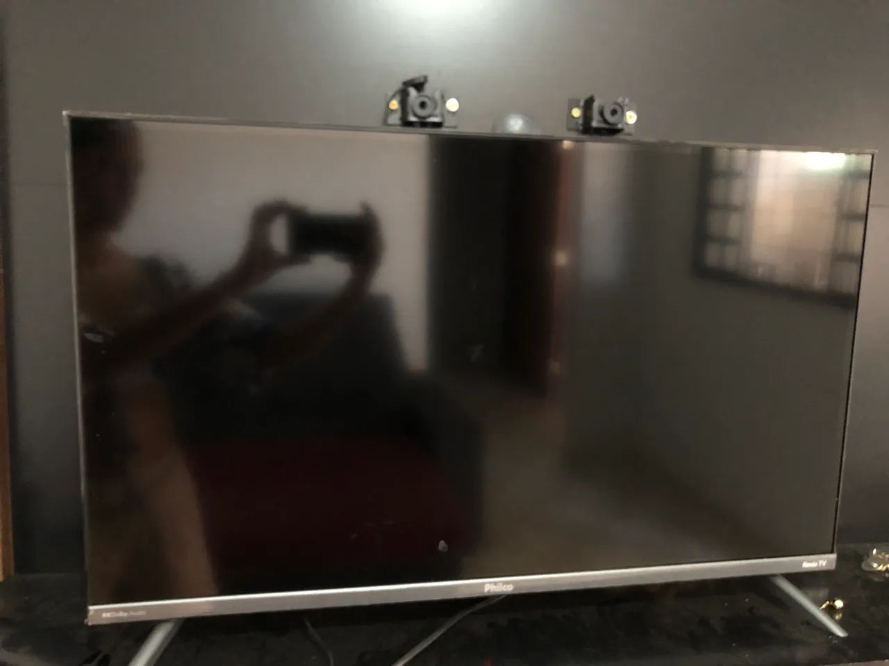 Vendo Tv roku Philco 32 polegadas. - Foto 2