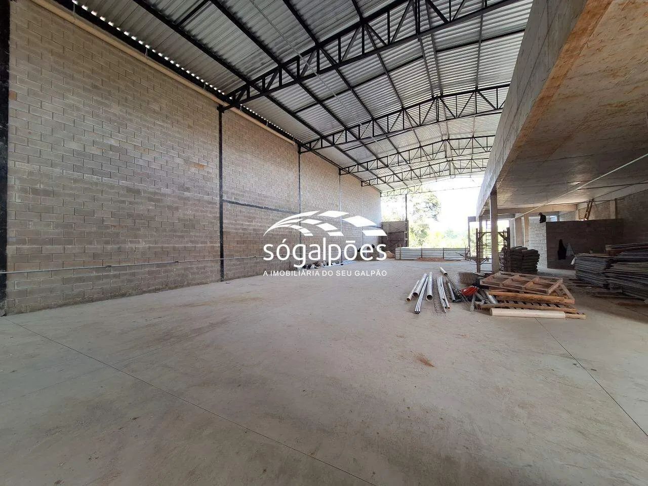 Galpão para locação de 1.350 mt² na MG - 010 - Foto 2