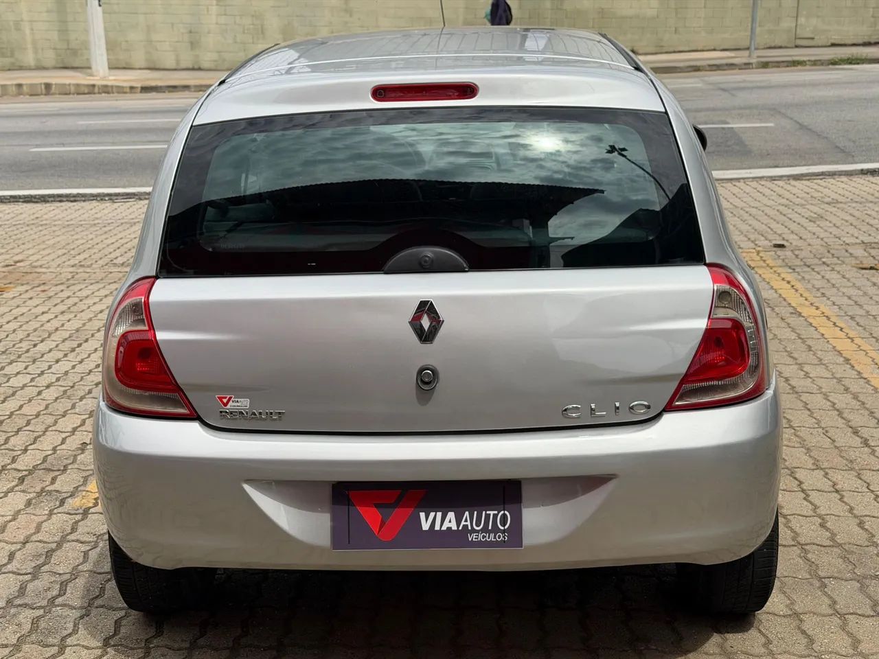 Renault Clio Authentique 1.0/1.0 Hi-Power 16V 3p, foto 5 de 12