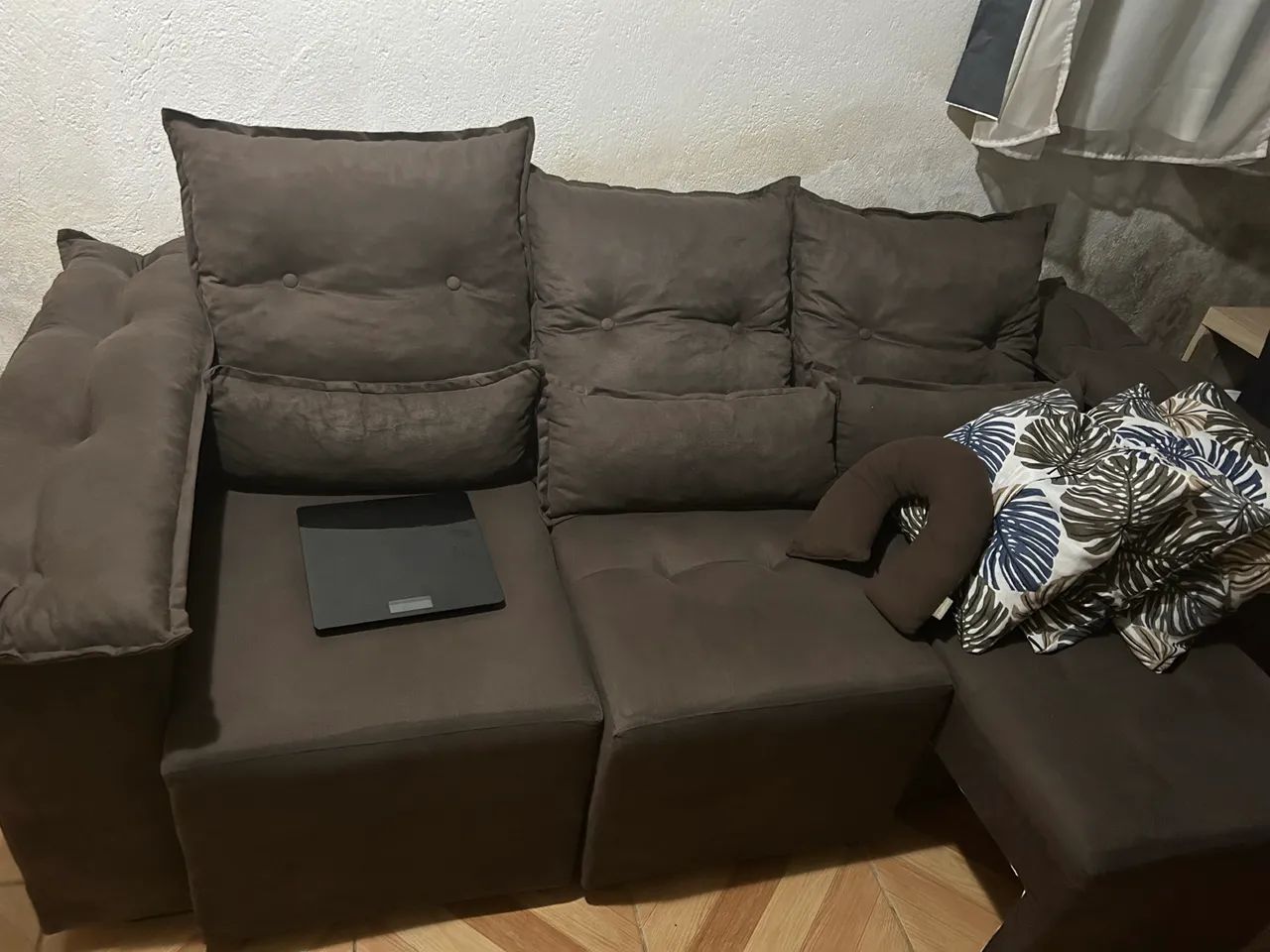 Sofá seminovo comprado há um mês  - Foto 2