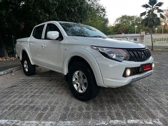 Mitsubishi L200 SPORT 2.5 4X4 CD TURBO DIESEL 2023