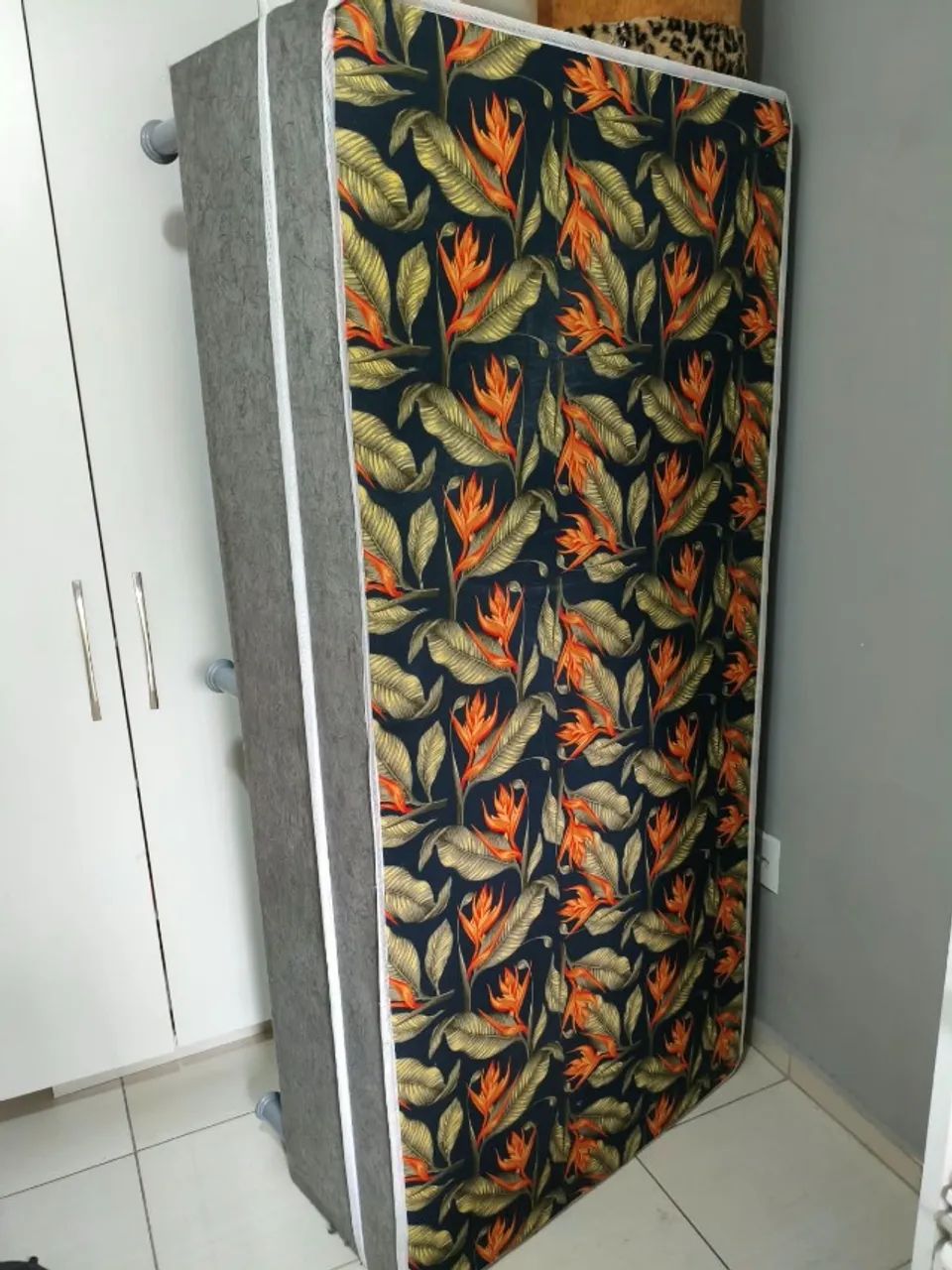 Cama Solteiro